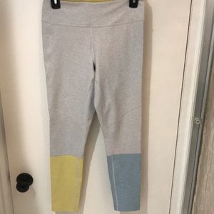 Outdoor Voices color block full length legging